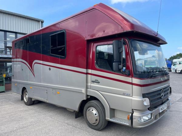 Mercedes Atego 818 Horsebox