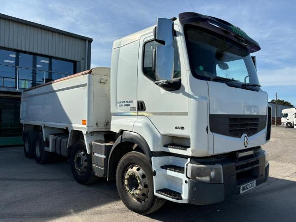 Renault Premium 460 DXi 8x4 Tipper